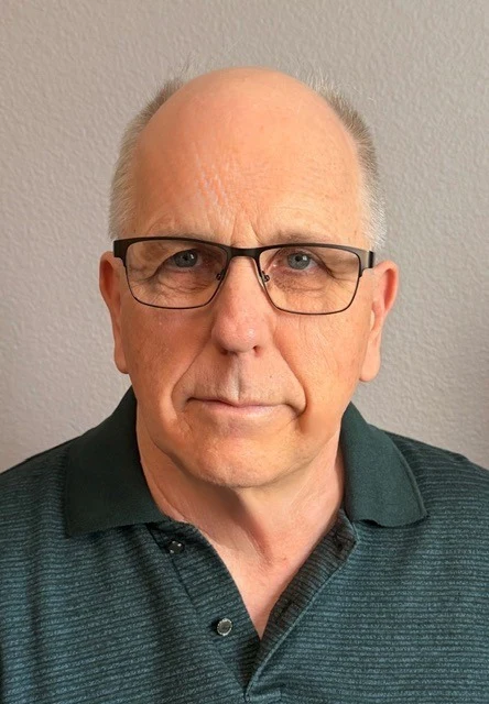 Portrait of Mark Steffen